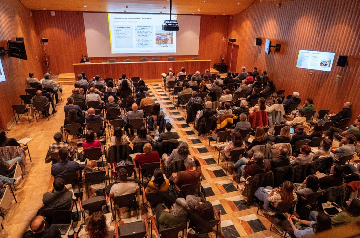 Ponència “Servei d'Informació de la Dinàmica Litoral: Estat dels treballs i resultats” durant la II Jornada “Els reptes de la gestió del litoral”.